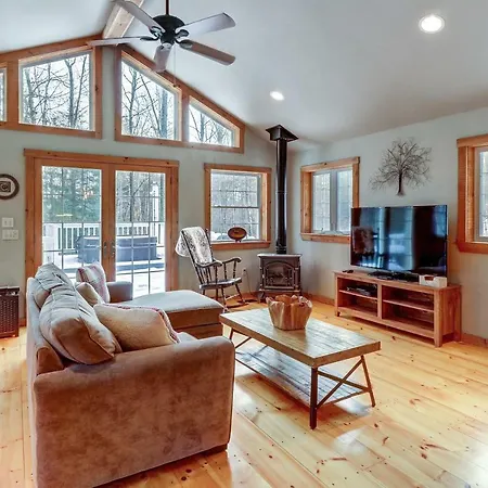 Cozy In Cavendish Villa